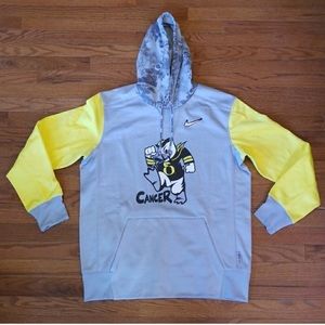 Oregon Ducks Sweatshirt. Stomp out cancer. Rare!